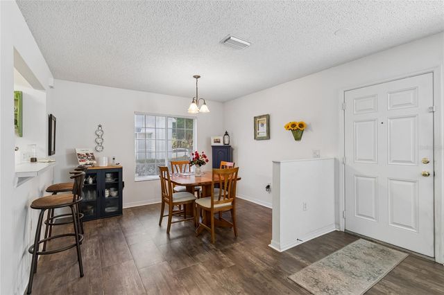 4009 DOLPHIN DRIVE, Tampa, FL 33617