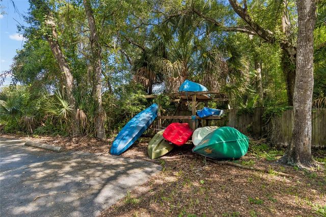 4009 DOLPHIN DRIVE, Tampa, FL 33617