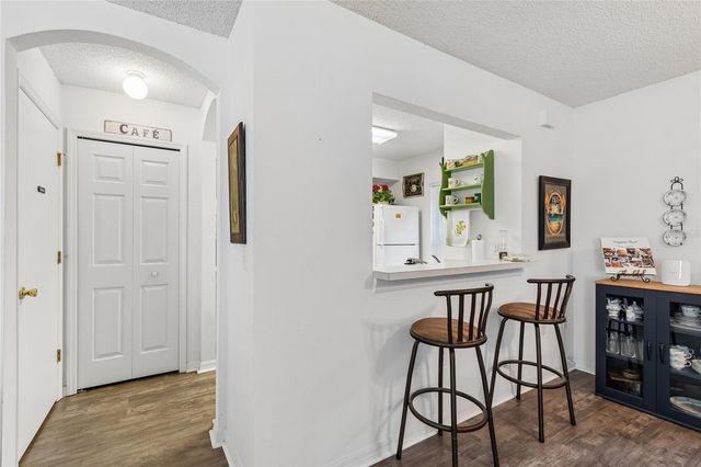4009 DOLPHIN DRIVE, Tampa, FL 33617