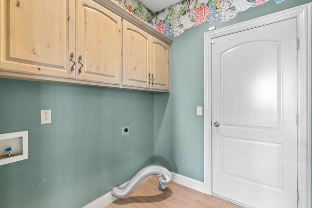 5072 E Hedgerow Drive, Springfield, MO 65802