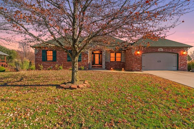 5072 E Hedgerow Drive, Springfield, MO 65802