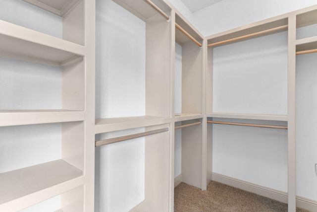 5072 E Hedgerow Drive, Springfield, MO 65802