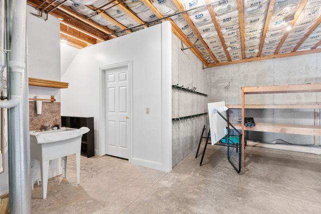 5072 E Hedgerow Drive, Springfield, MO 65802