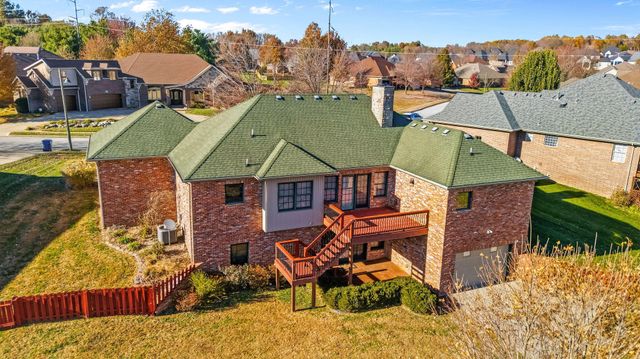 5072 E Hedgerow Drive, Springfield, MO 65802