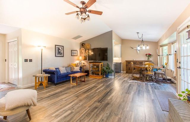 5921 SW Morgan Drive, Guthrie, OK 73044