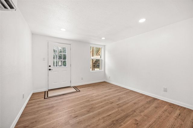 28096 Seven Sisters Road B, New Caney, TX 77357