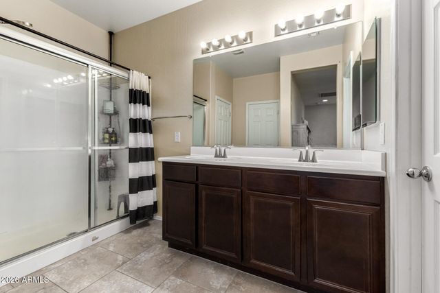 10243 W TOWNLEY Avenue, Peoria, AZ 85345