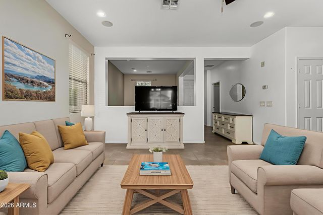 10243 W TOWNLEY Avenue, Peoria, AZ 85345