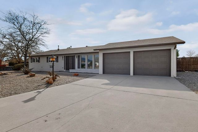 4702 El Bardo Court SE, Rio Rancho, NM 87124