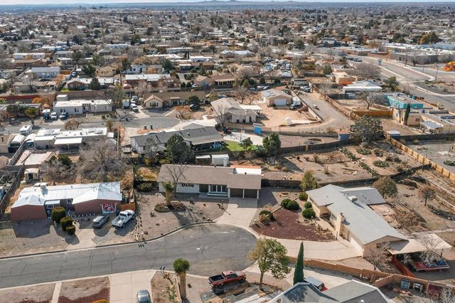 4702 El Bardo Court SE, Rio Rancho, NM 87124