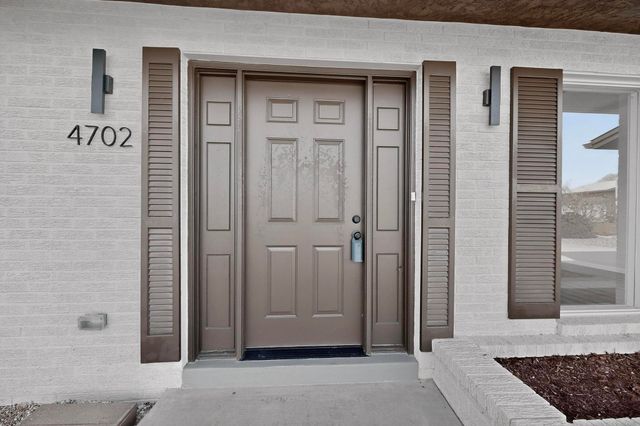 4702 El Bardo Court SE, Rio Rancho, NM 87124