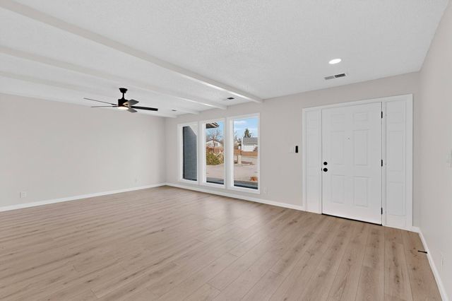 4702 El Bardo Court SE, Rio Rancho, NM 87124