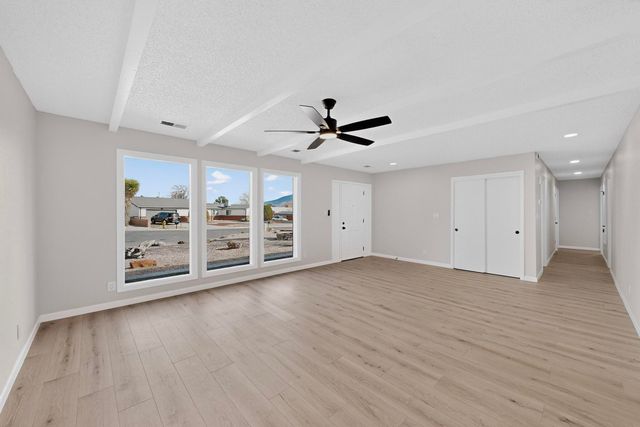 4702 El Bardo Court SE, Rio Rancho, NM 87124