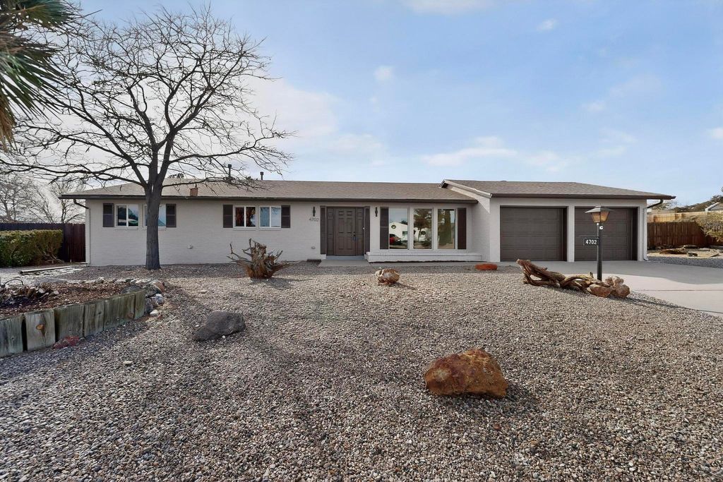 4702 El Bardo Court SE, Rio Rancho, NM 87124