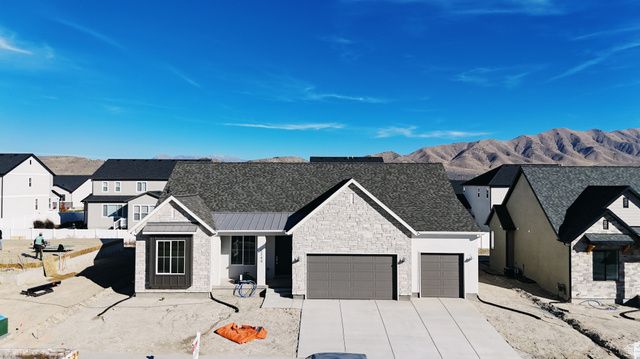 5344 N HONEY SUCKLE WAY, Eagle Mountain, UT 84005