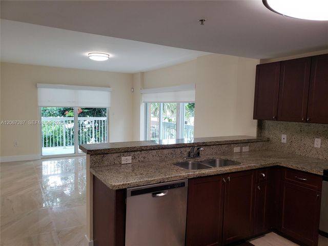 2740 SW 28th Terrace 209, Miami, FL 33133