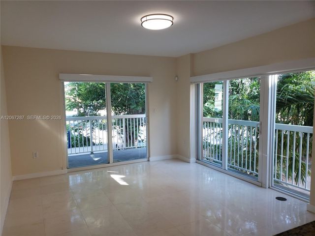 2740 SW 28th Terrace 209, Miami, FL 33133