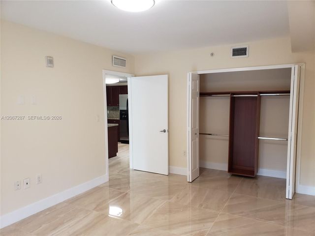 2740 SW 28th Terrace 209, Miami, FL 33133