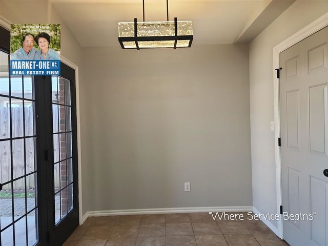 4017 SW Rolling Hills Dr, Lawton, OK 73505