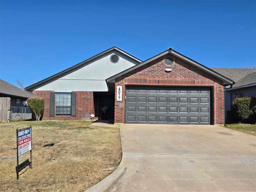 4017 SW Rolling Hills Dr, Lawton, OK 73505