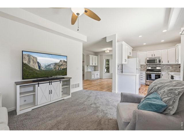1709 Green River Dr, Windsor, CO 80550