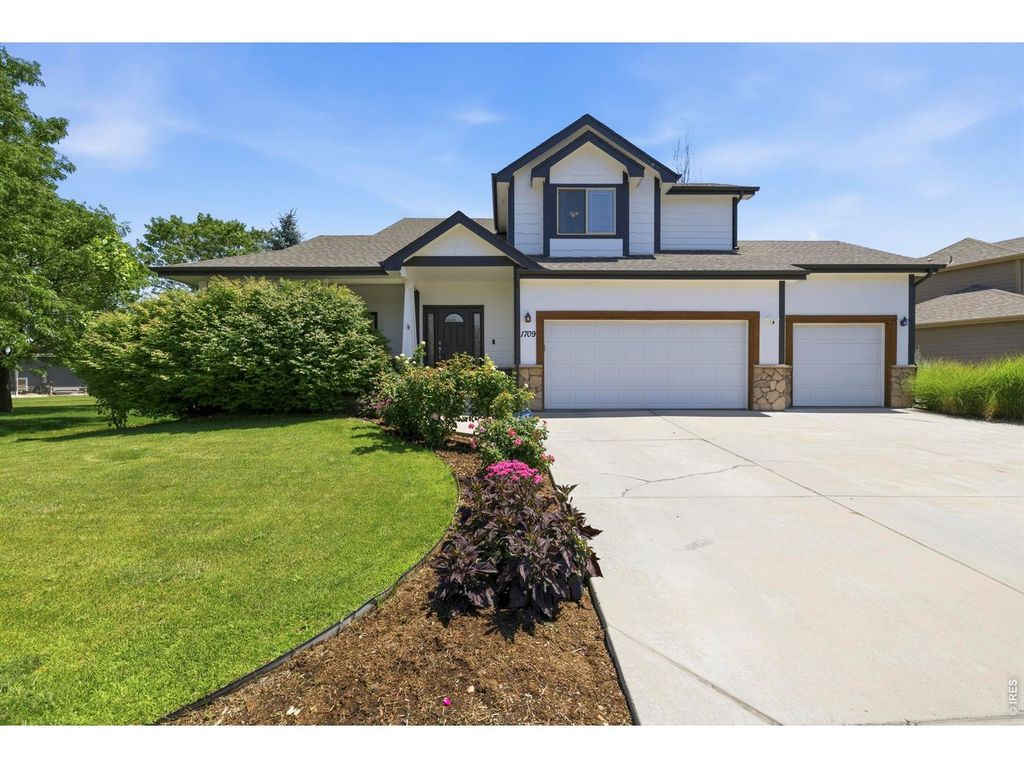 1709 Green River Dr, Windsor, CO 80550