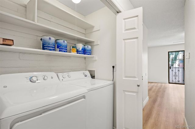 1060 S Parker Road 23, Denver, CO 80231