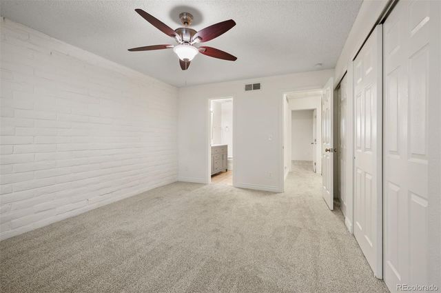 1060 S Parker Road 23, Denver, CO 80231