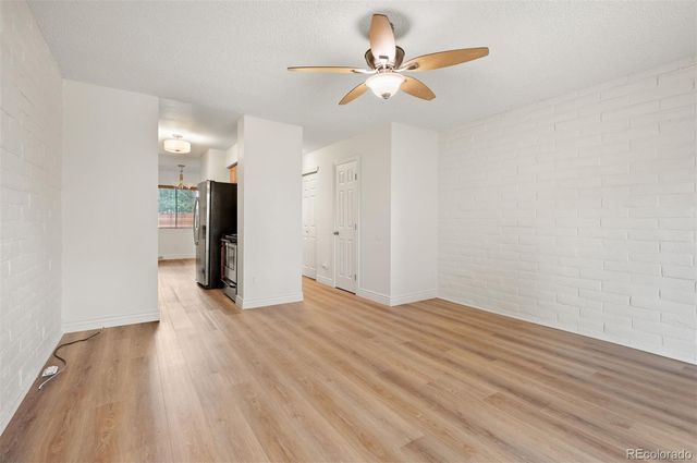 1060 S Parker Road 23, Denver, CO 80231