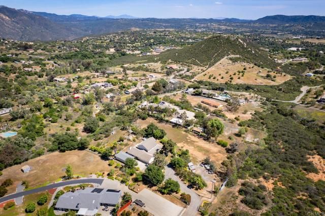 15519 Villa Sierra, Valley Center, CA 92082