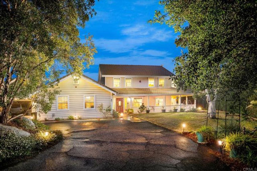 15519 Villa Sierra, Valley Center, CA 92082