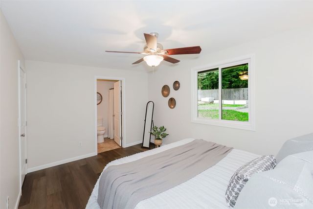 611 NE Conifer Drive, Bremerton, WA 98311