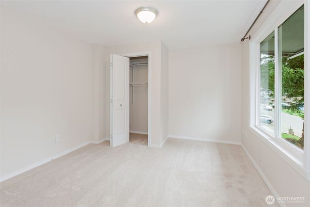 611 NE Conifer Drive, Bremerton, WA 98311