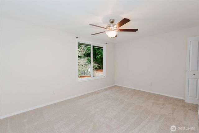 611 NE Conifer Drive, Bremerton, WA 98311