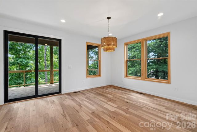 27 Denali Drive, Asheville, NC 28806
