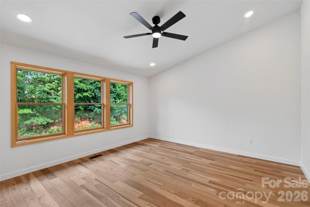 27 Denali Drive, Asheville, NC 28806
