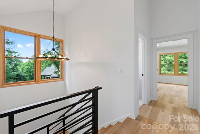 27 Denali Drive, Asheville, NC 28806