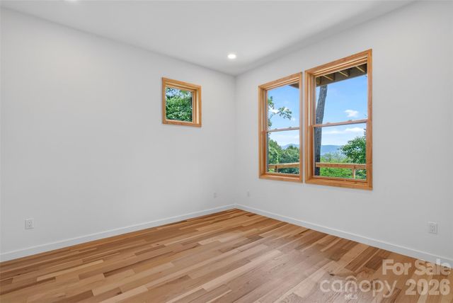 27 Denali Drive, Asheville, NC 28806
