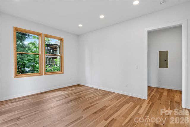 27 Denali Drive, Asheville, NC 28806
