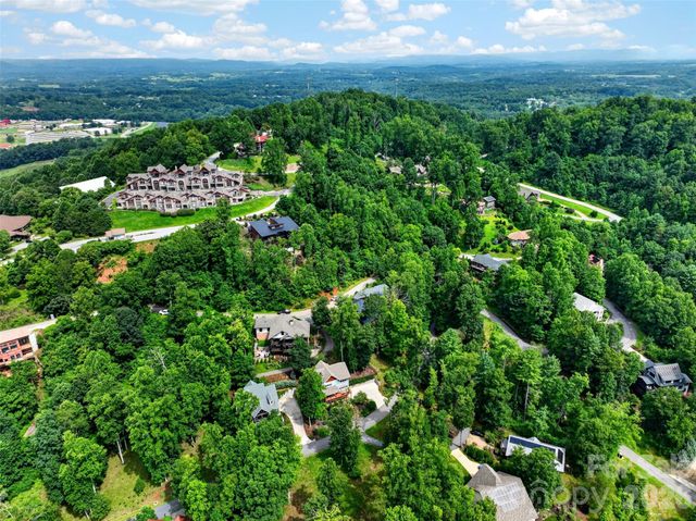 27 Denali Drive, Asheville, NC 28806