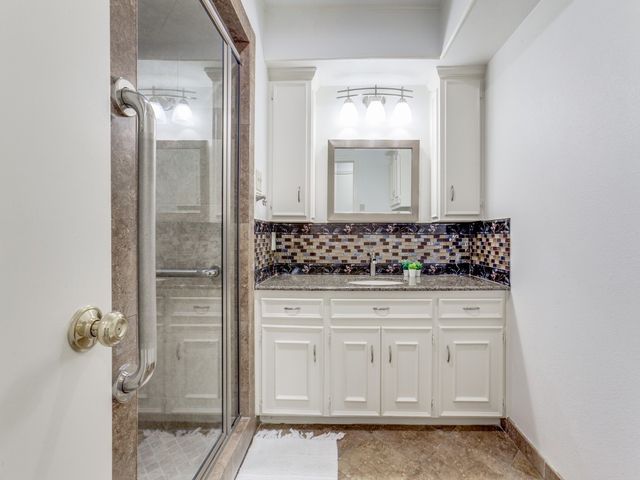 6608 Robin Willow Court, Dallas, TX 75248
