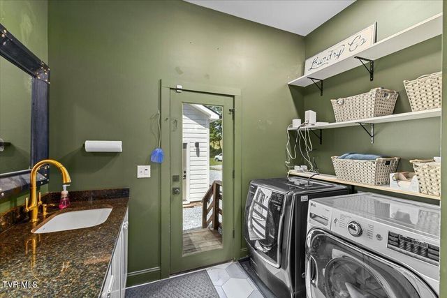 4754 Greenwood Drive, Jonesborough, TN 37659