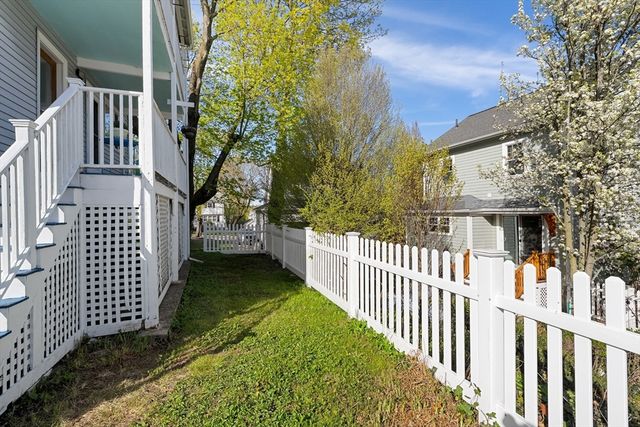 10 Lanark Road 1, Arlington, MA 02476