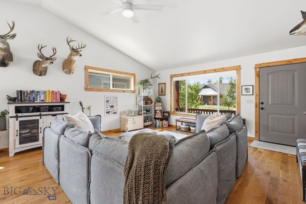 3376 S 28th Avenue, Bozeman, MT 59718 photo 4