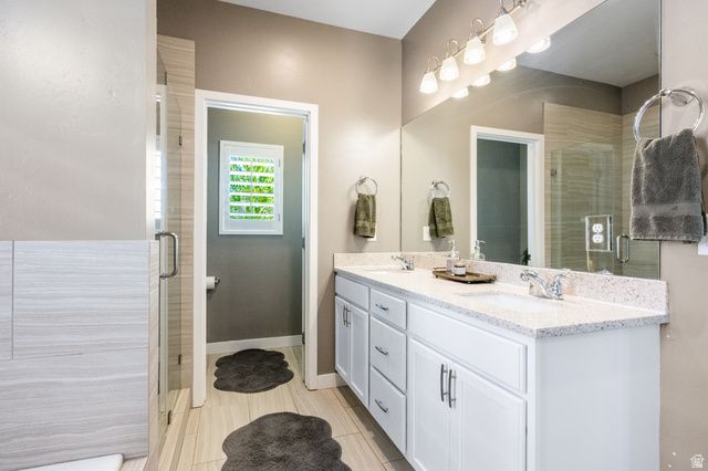 10388 S SPLIT ROCK DR, South Jordan, UT 84095