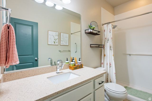 10388 S SPLIT ROCK DR, South Jordan, UT 84095