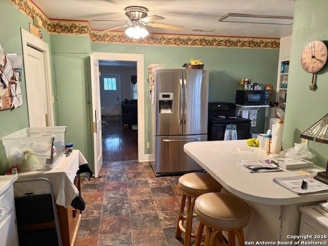 304 N Tyler St, Beeville, TX 78102