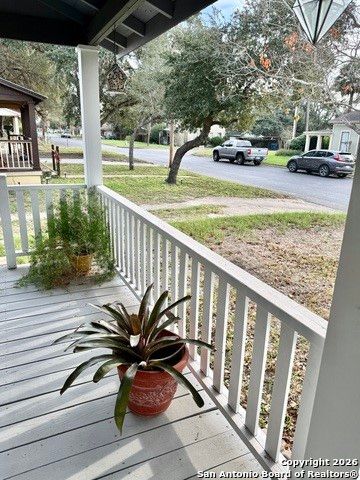 304 N Tyler St, Beeville, TX 78102