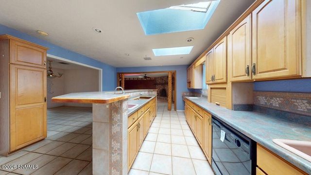 2045 Arlington Avenue, Las Cruces, NM 88001