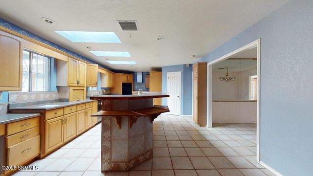 2045 Arlington Avenue, Las Cruces, NM 88001